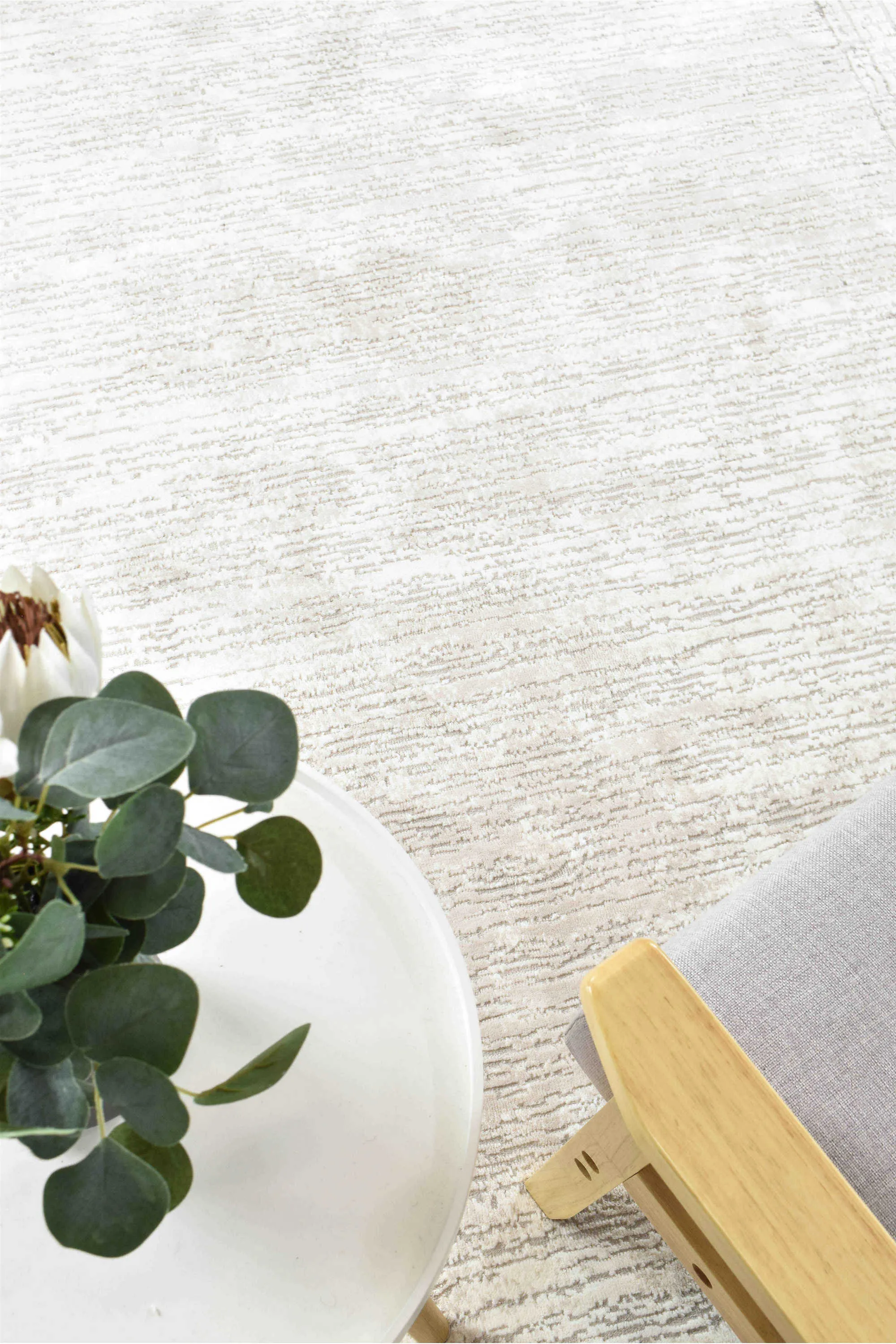 Amara Beige Modern Rug