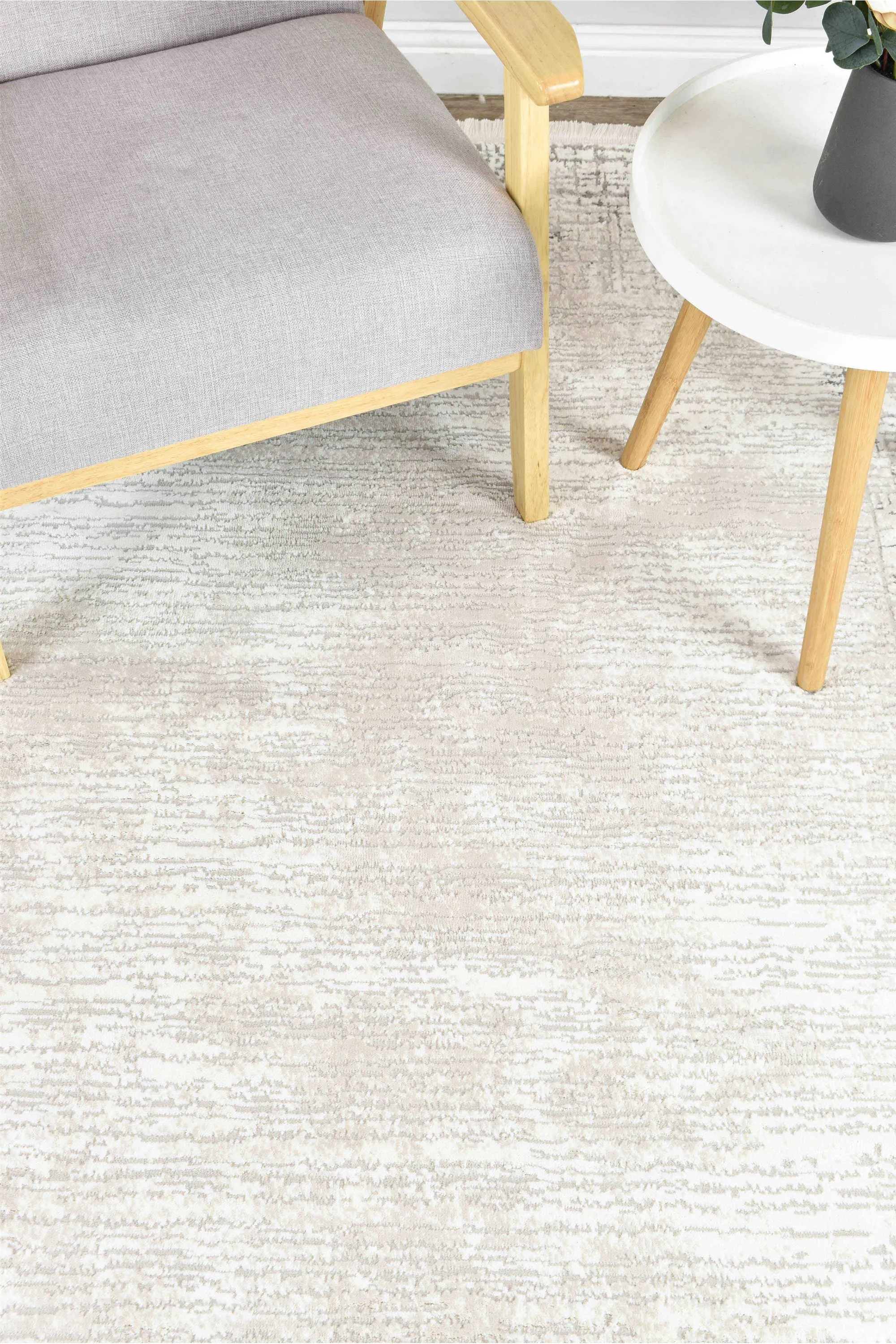 Amara Beige Modern Rug