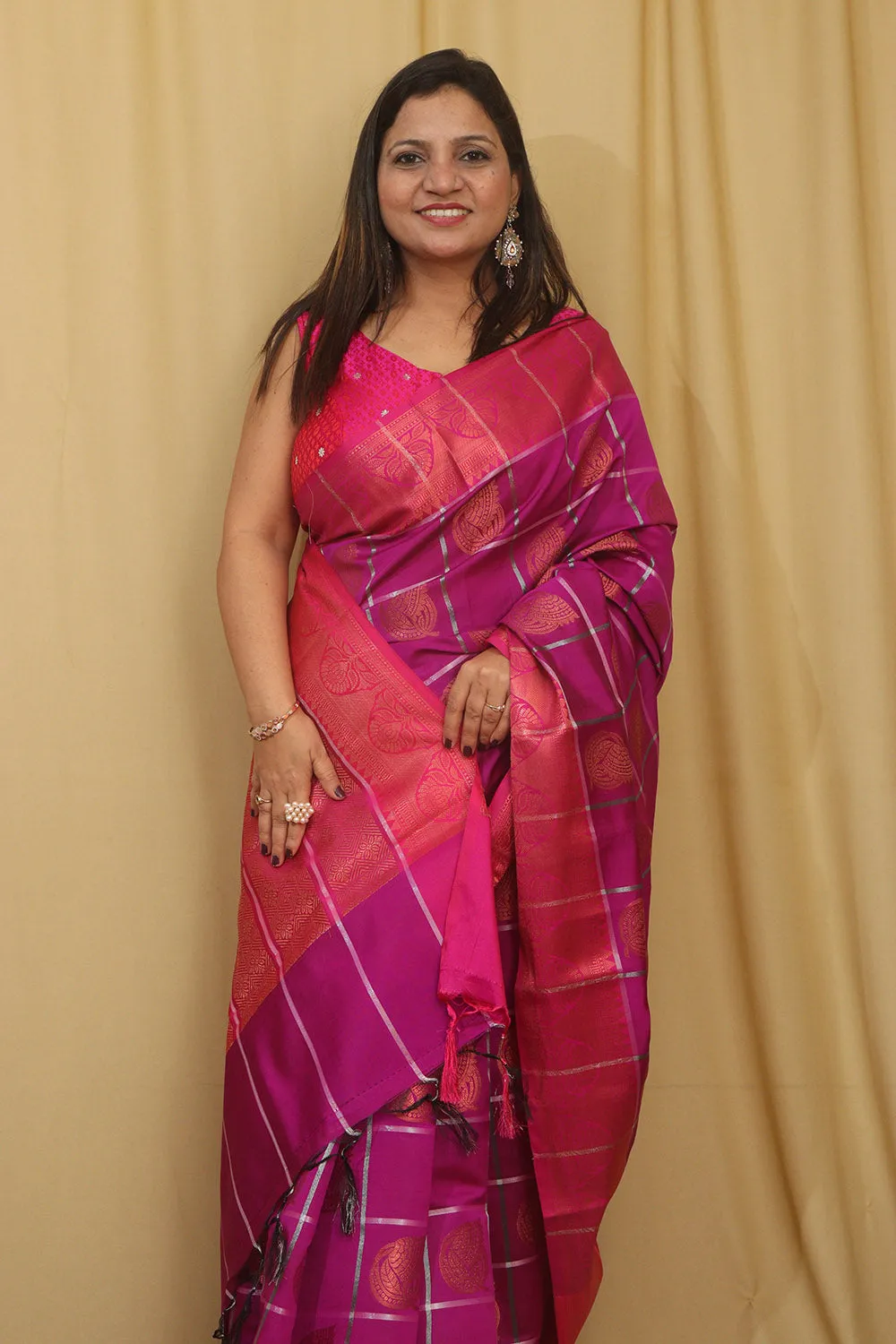 Elegant Purple Silk Checks Saree: Kanjeevaram Beauty
