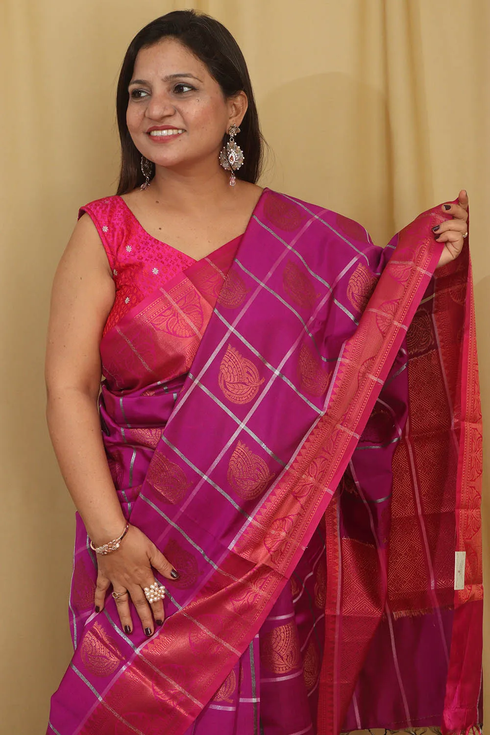 Elegant Purple Silk Checks Saree: Kanjeevaram Beauty